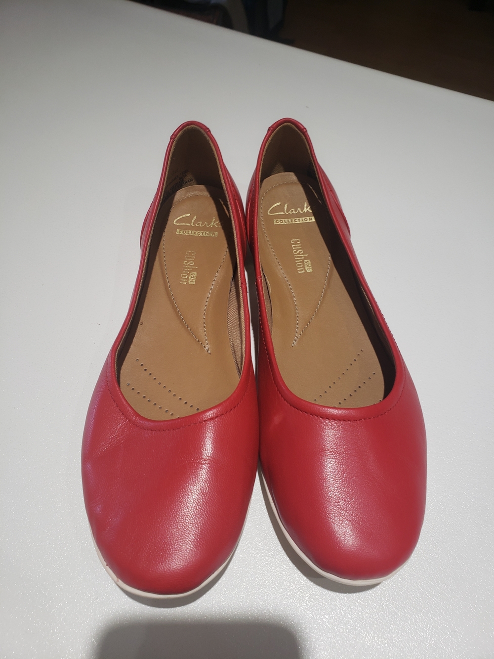 Women's US Size 7 Clark's Red Leather Slip-On Flats